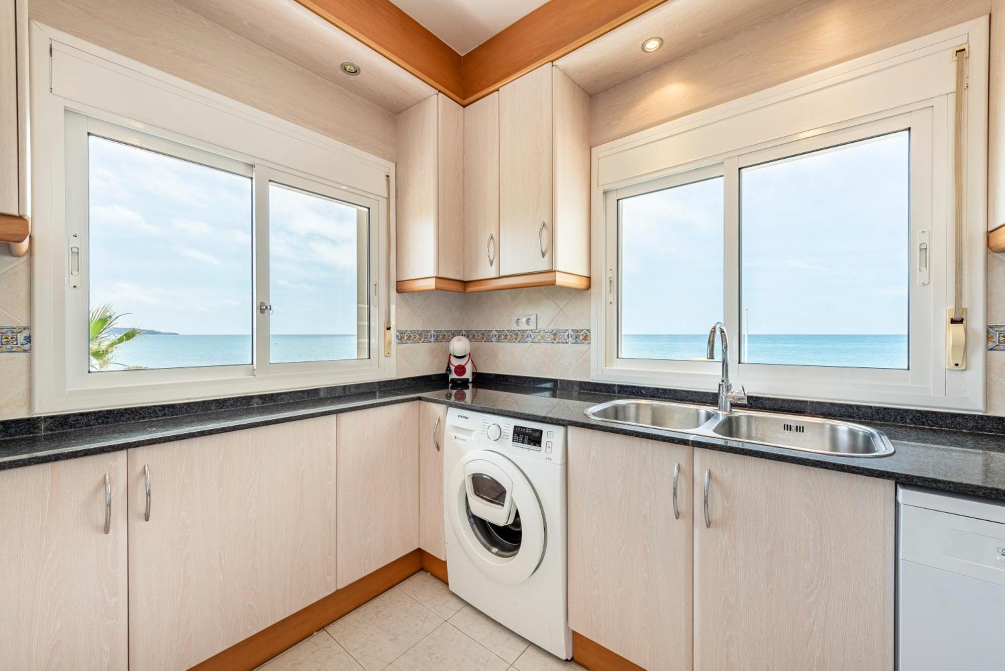Apartamento Frente Al Mar Cambrils Exterior photo